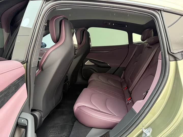 Фото 17 - Xiaomi SU7