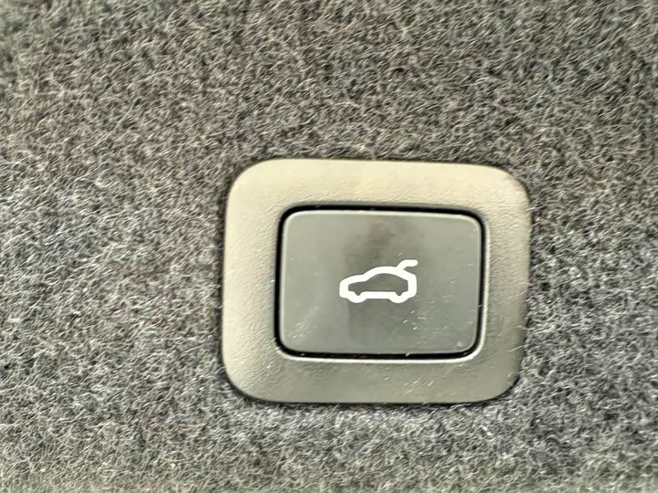 Фото 28 - Xiaomi SU7