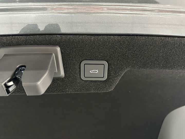 Фото 14 - Avatr 12