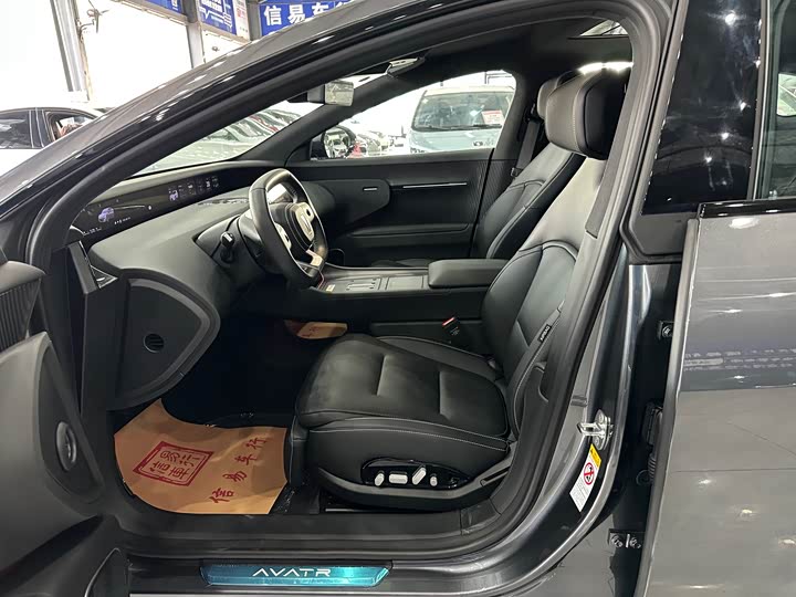 Фото 8 - Avatr 12