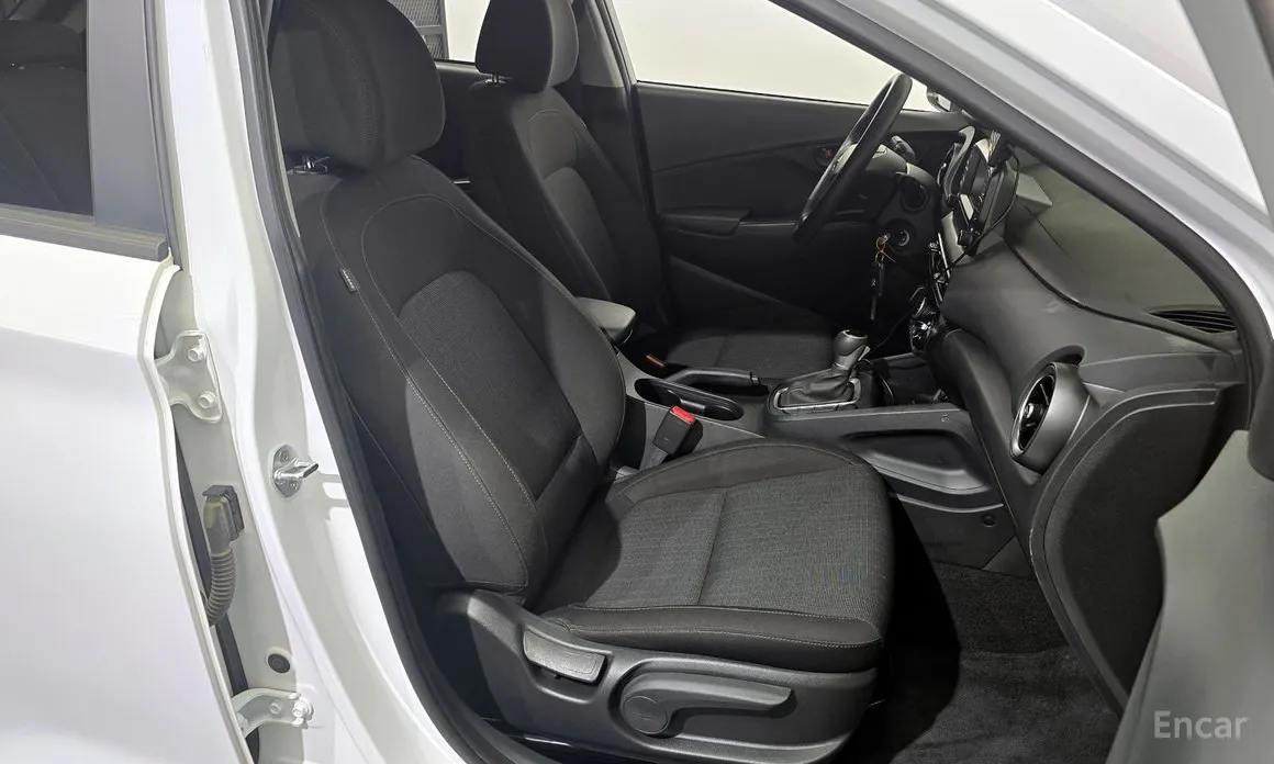 Фото 12 - Hyundai Kona