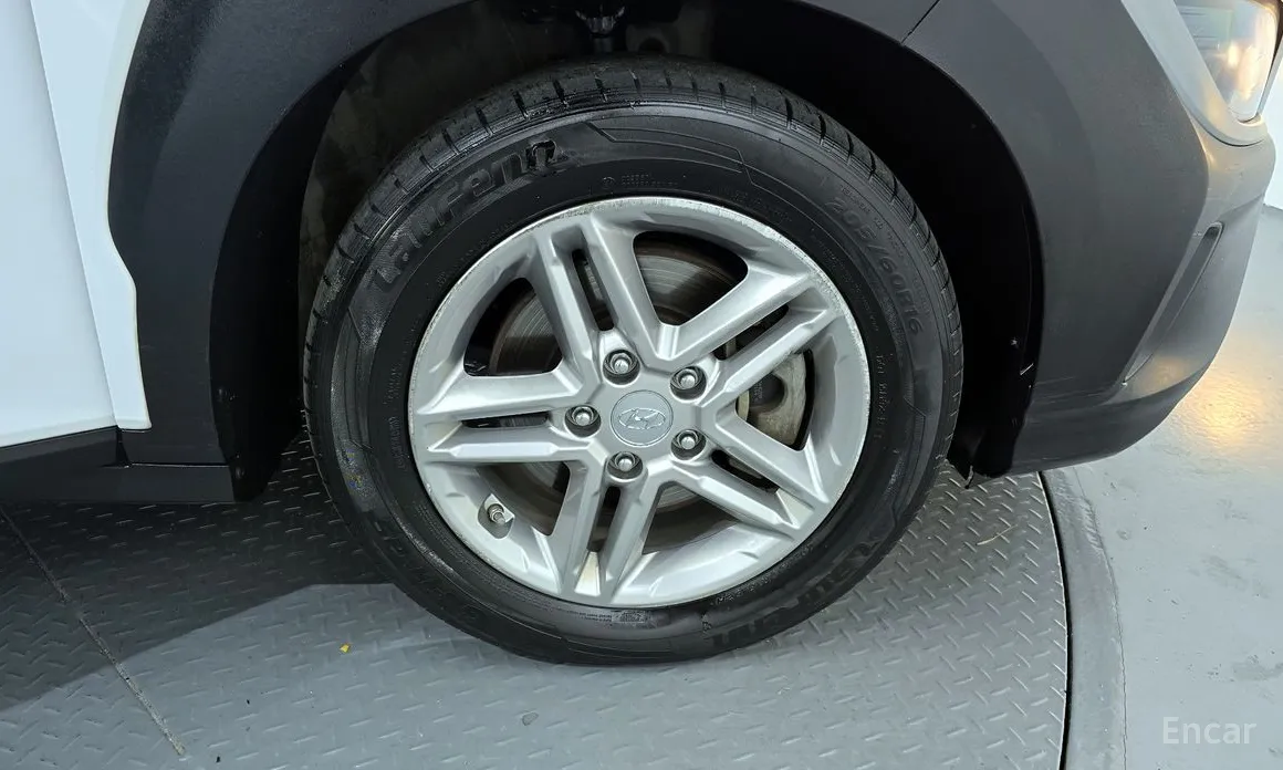 Фото 5 - Hyundai Kona