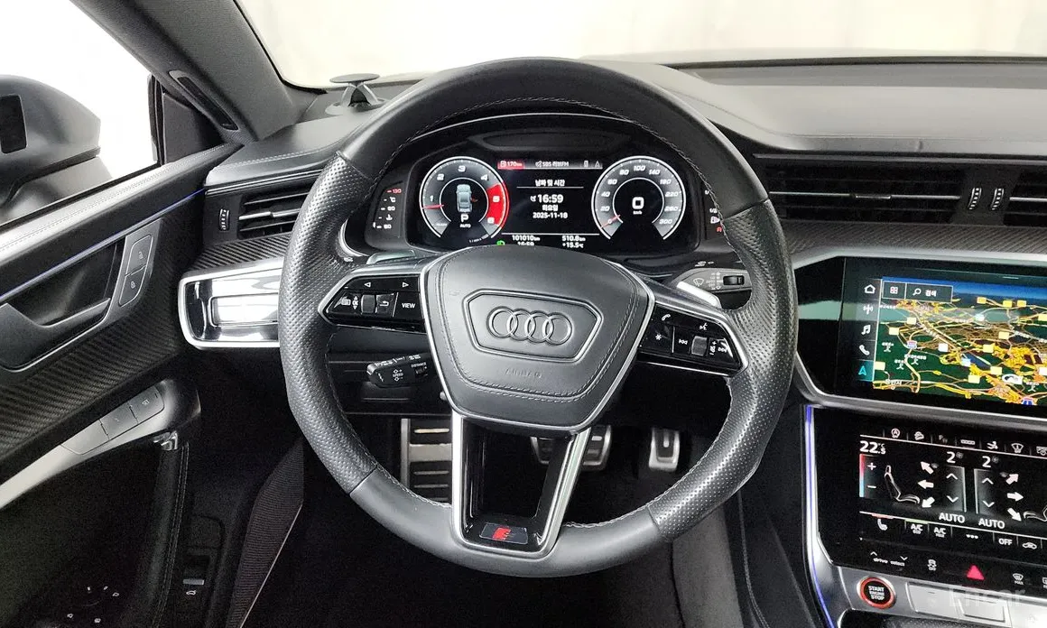 Фото 13 - Audi S7