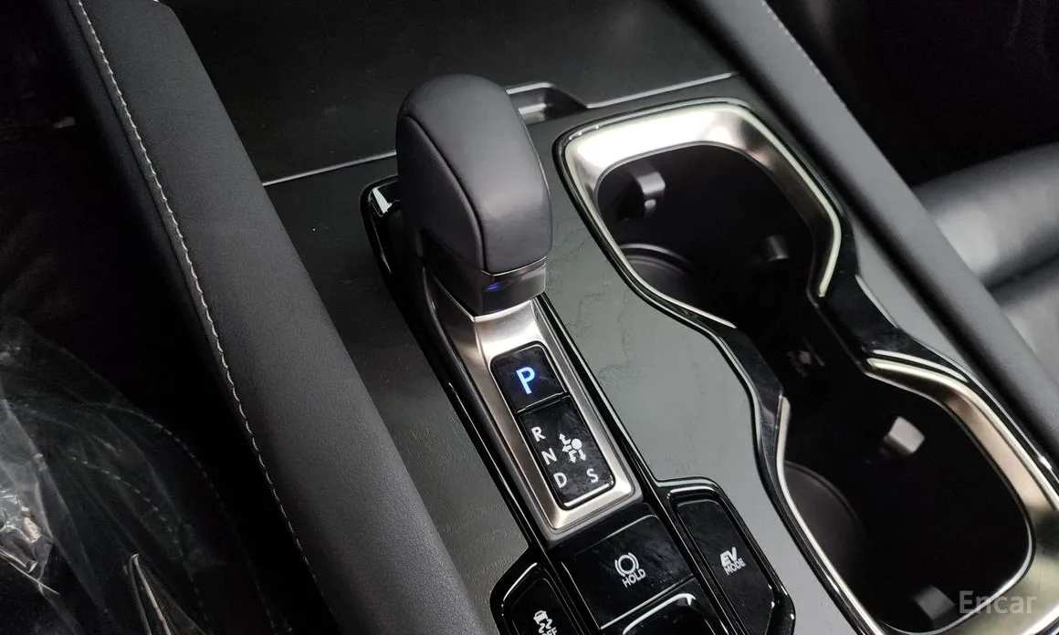 Фото 9 - Lexus RX