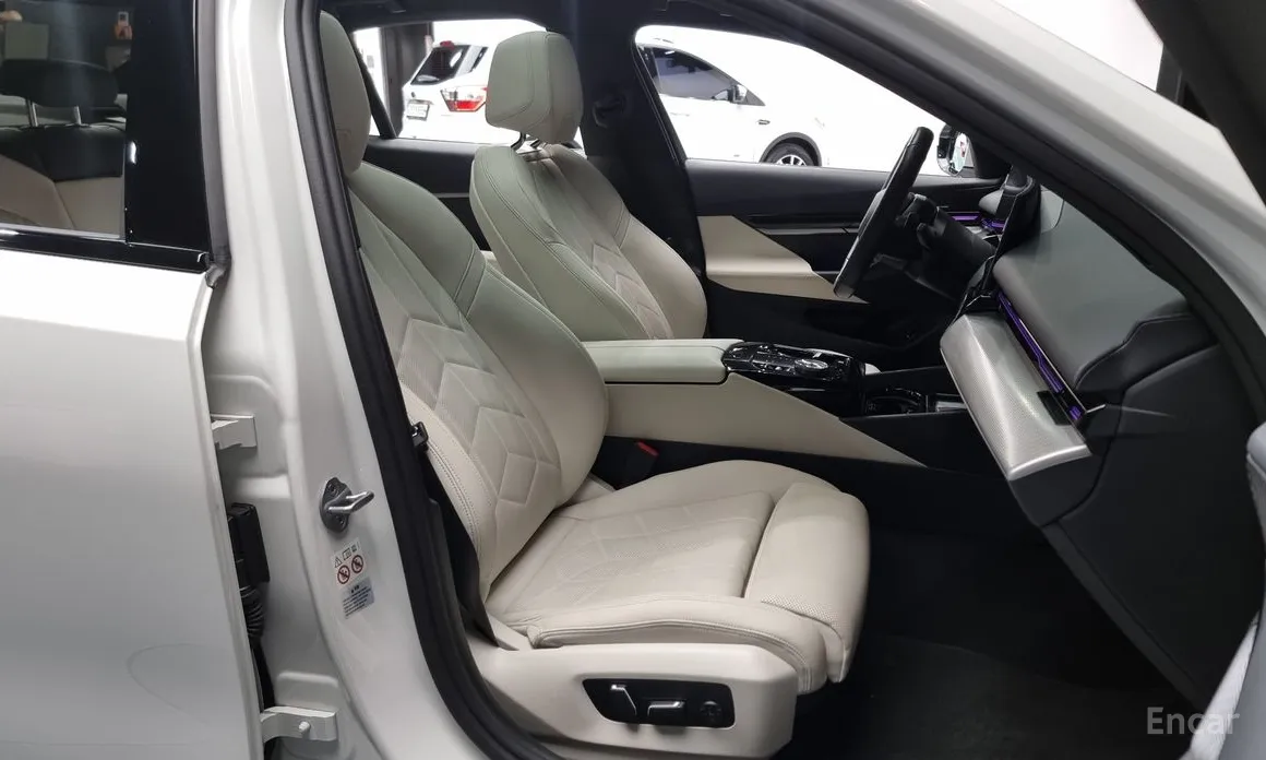 Фото 10 - BMW 5 Series