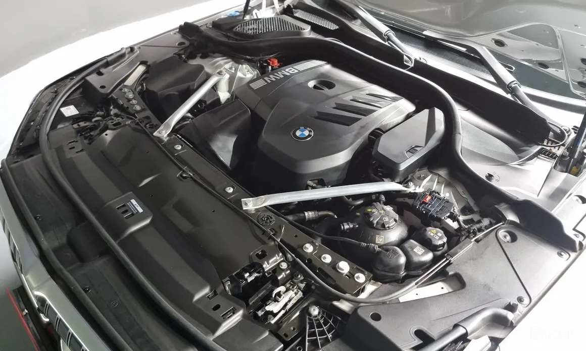 Фото 6 - BMW 5 Series