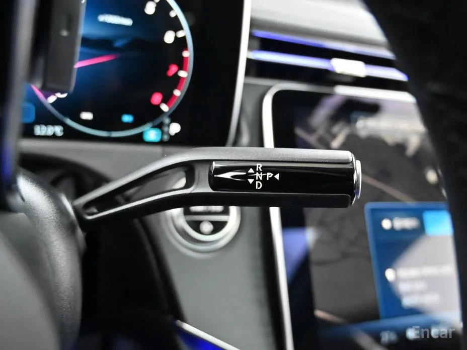 Фото 9 - Mercedes-Benz E-Class