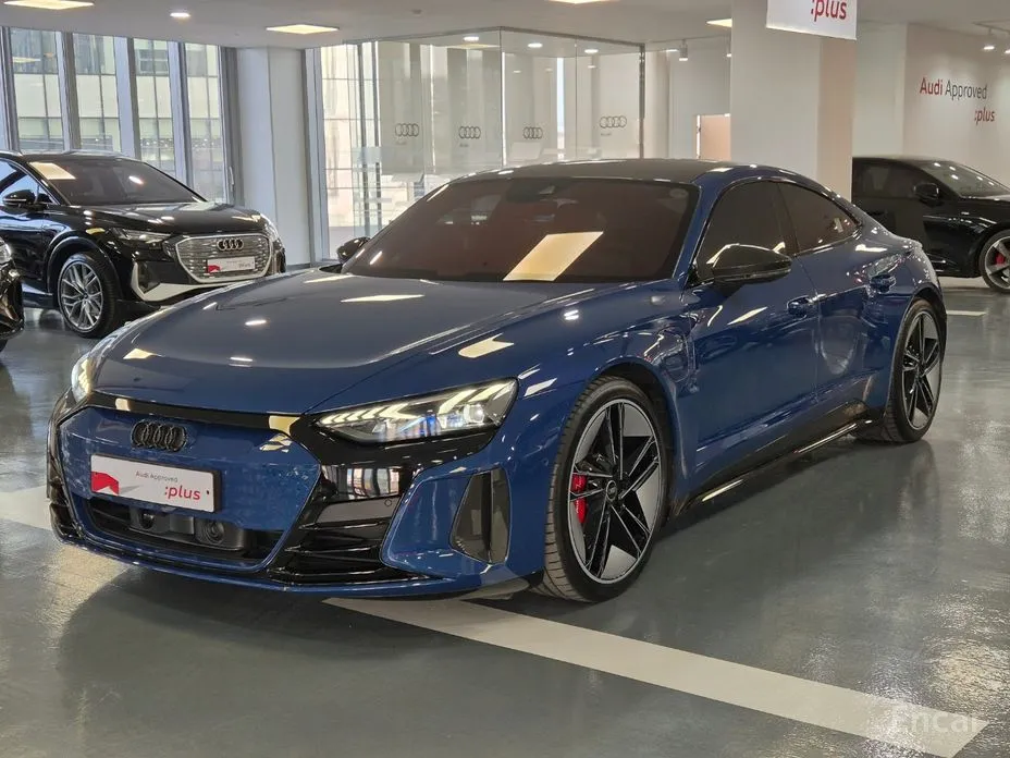 Фото 1 - Audi RS e-tron GT