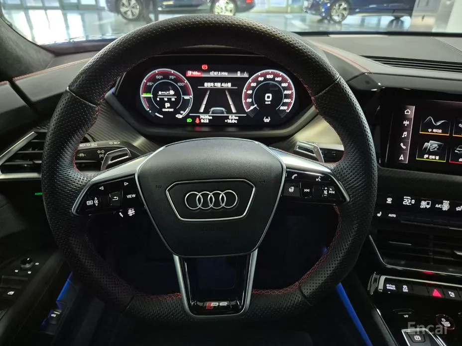 Фото 12 - Audi RS e-tron GT