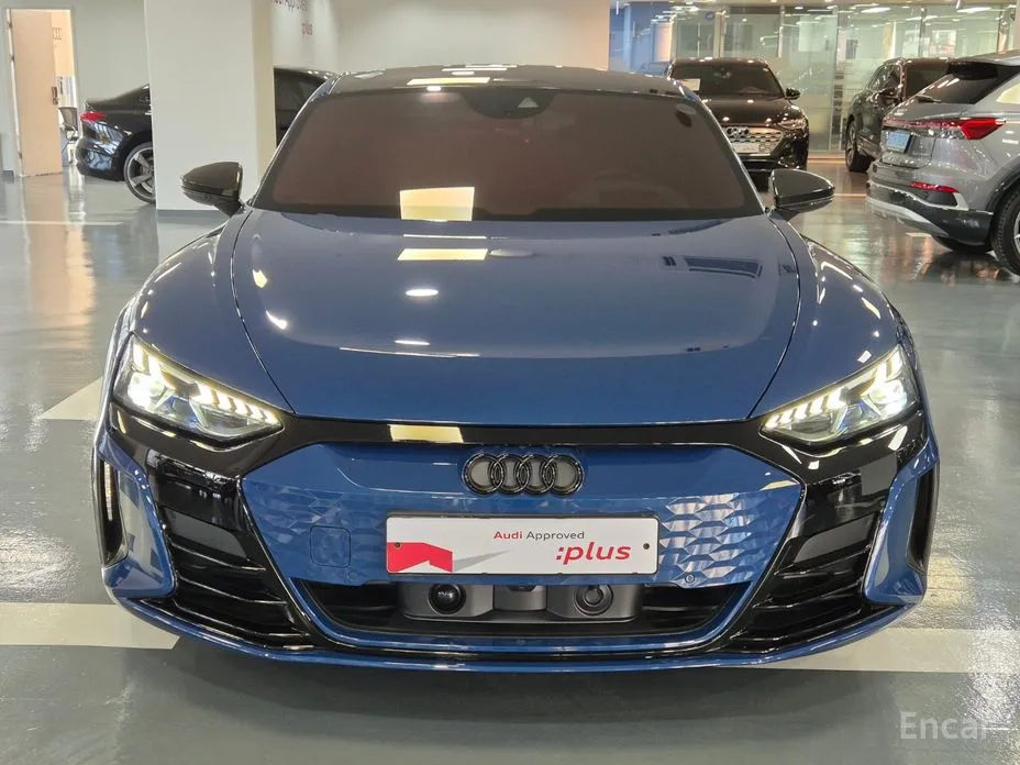 Фото 3 - Audi RS e-tron GT