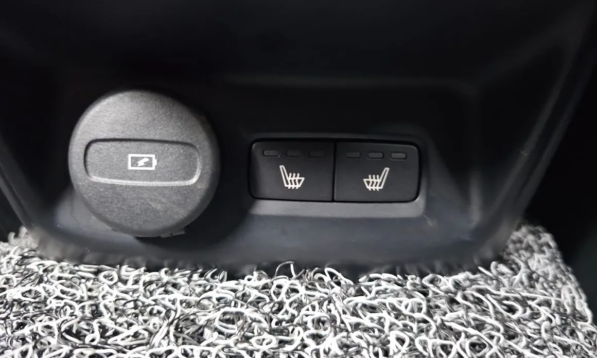 Фото 18 - Polestar 2