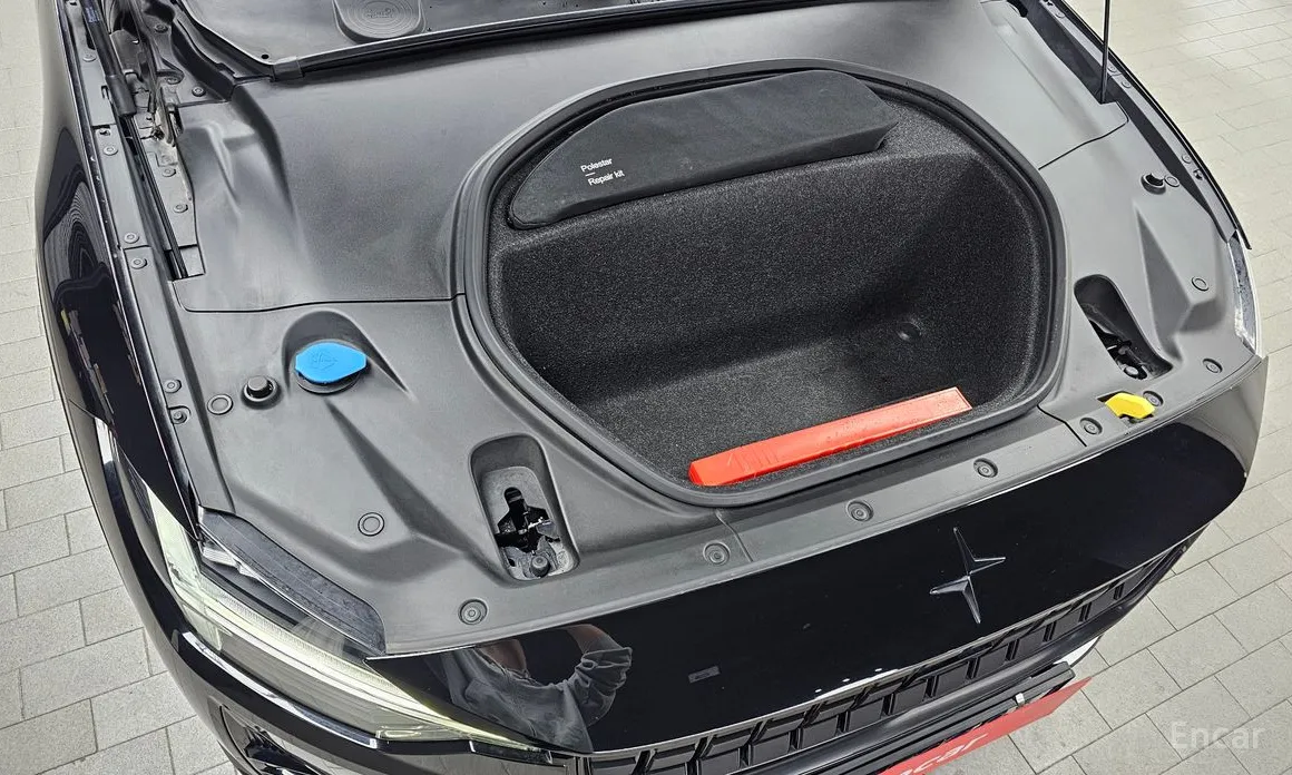 Фото 6 - Polestar 2