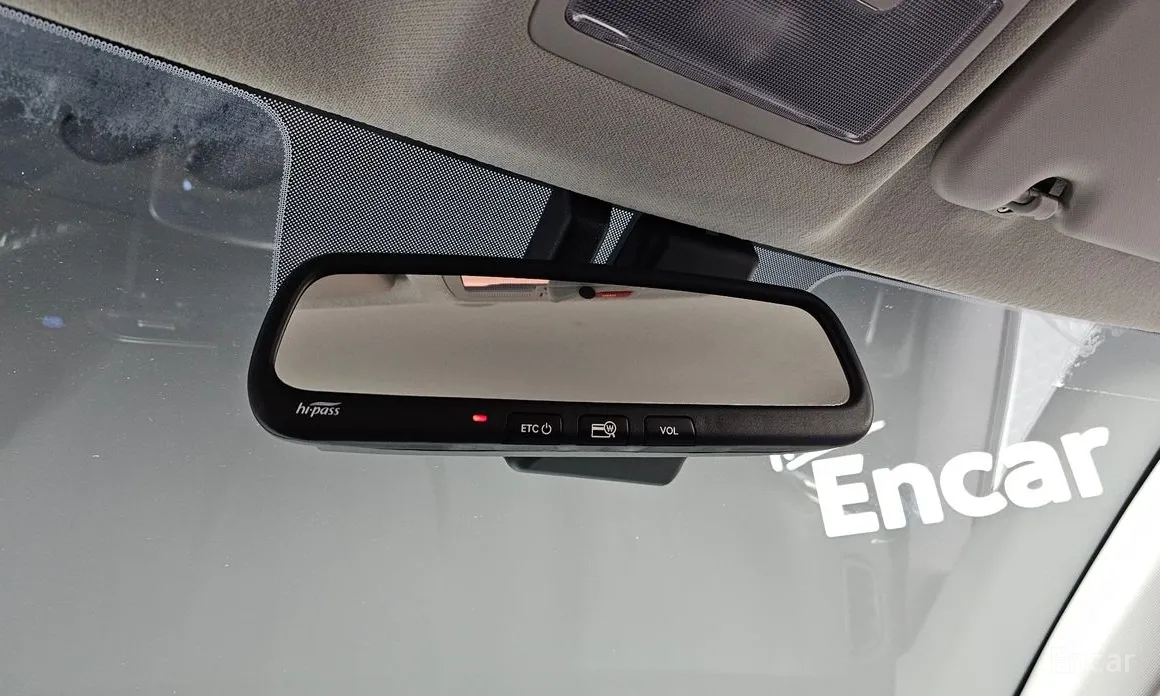 Фото 19 - Hyundai Venue