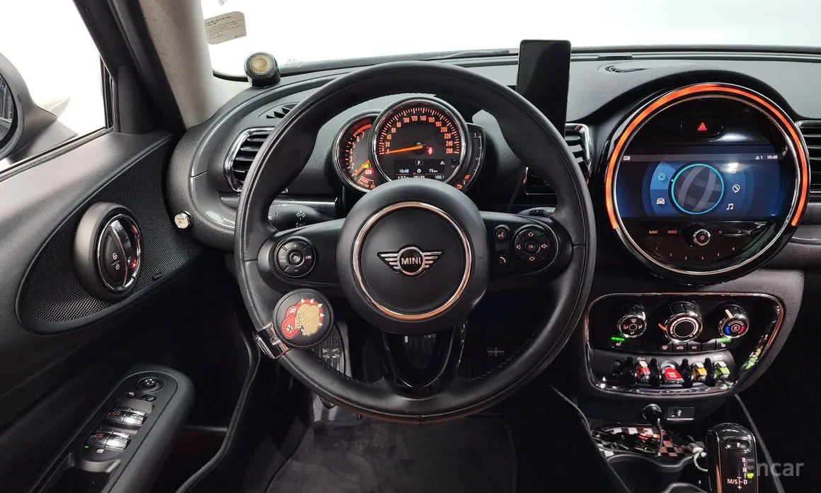 Фото 13 - Mini Clubman