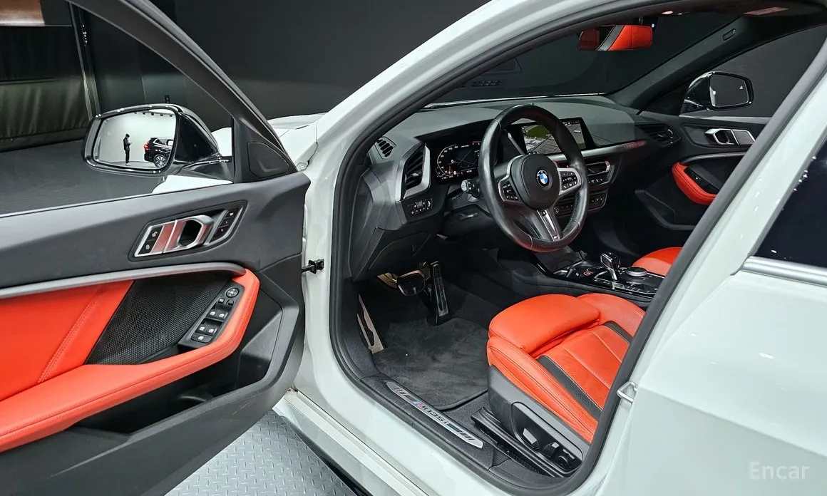 Фото 11 - BMW 1 Series