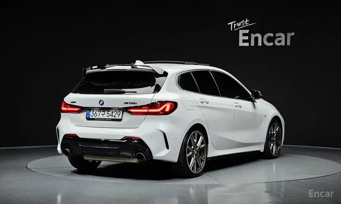 Фото 2 - BMW 1 Series