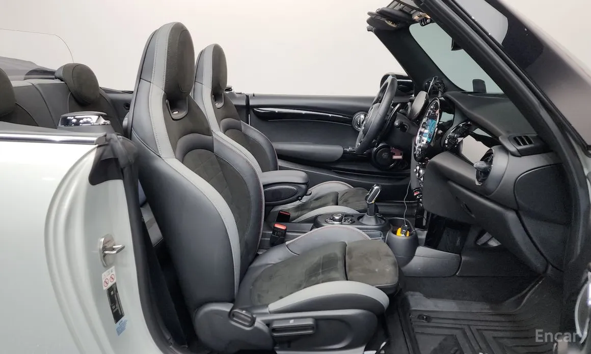 Фото 11 - Mini Cooper Convertible