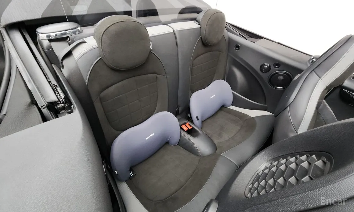 Фото 12 - Mini Cooper Convertible