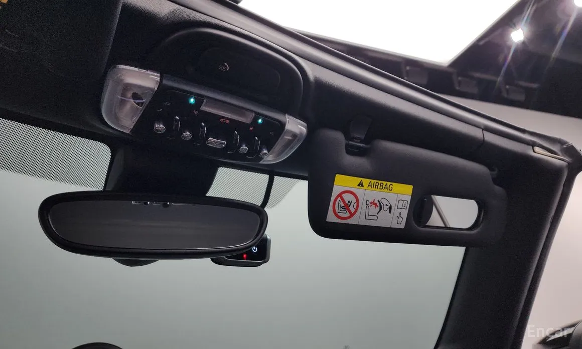 Фото 19 - Mini Cooper Convertible