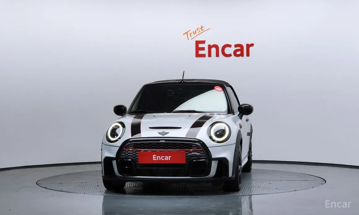 Фото 3 - Mini Cooper Convertible