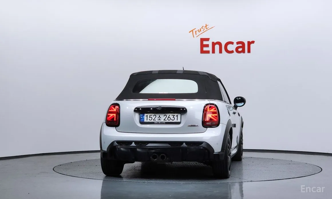 Фото 4 - Mini Cooper Convertible