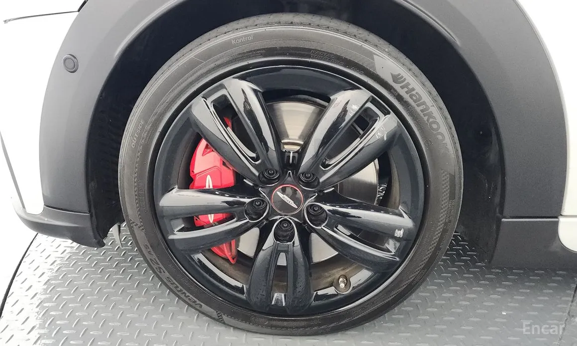 Фото 5 - Mini Cooper Convertible