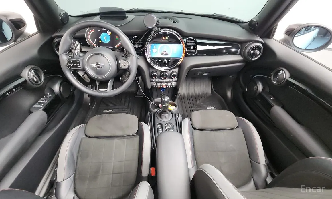 Фото 7 - Mini Cooper Convertible