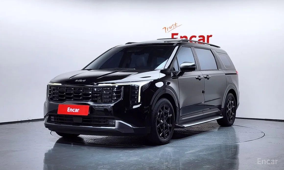 Фото 1 - Kia Carnival