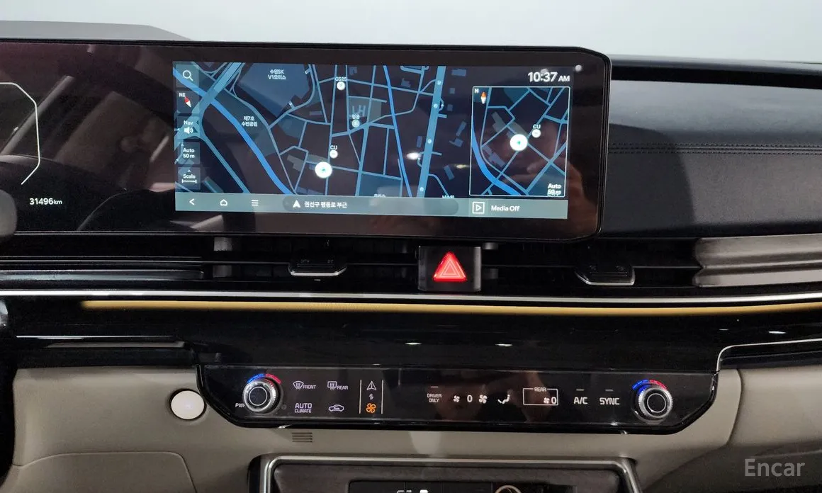 Фото 14 - Kia Carnival