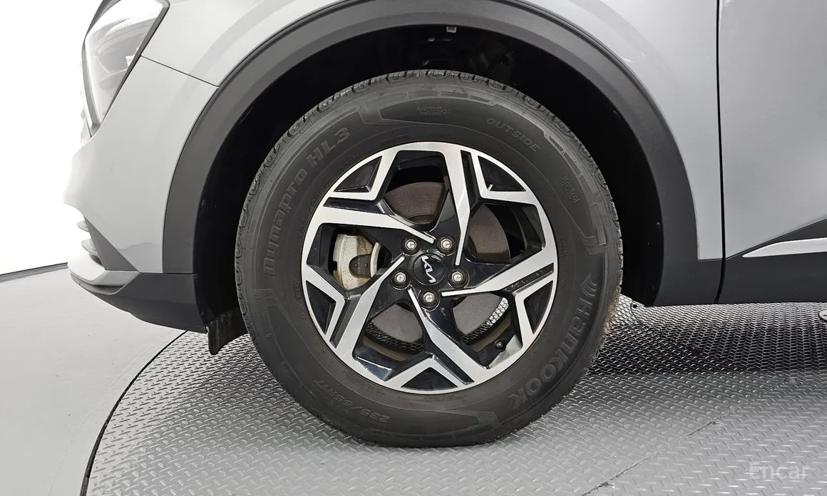 Photo 5 - Kia Sportage