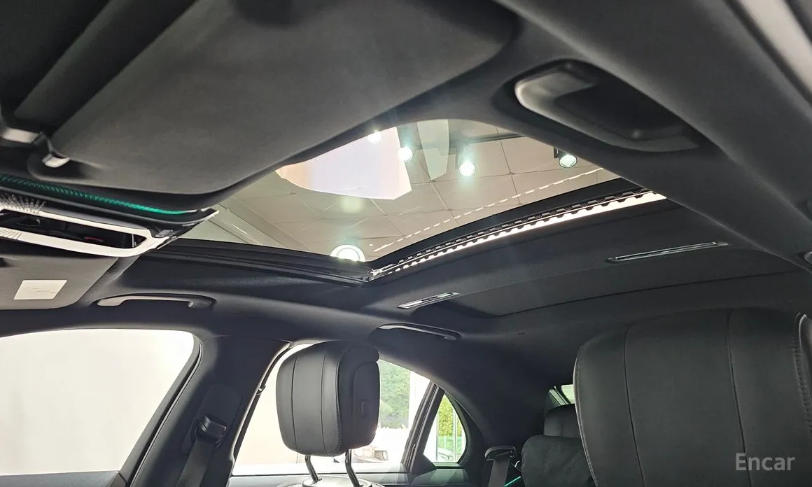 Фото 20 - Mercedes-Benz S-Class