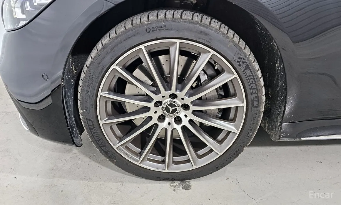 Фото 5 - Mercedes-Benz S-Class