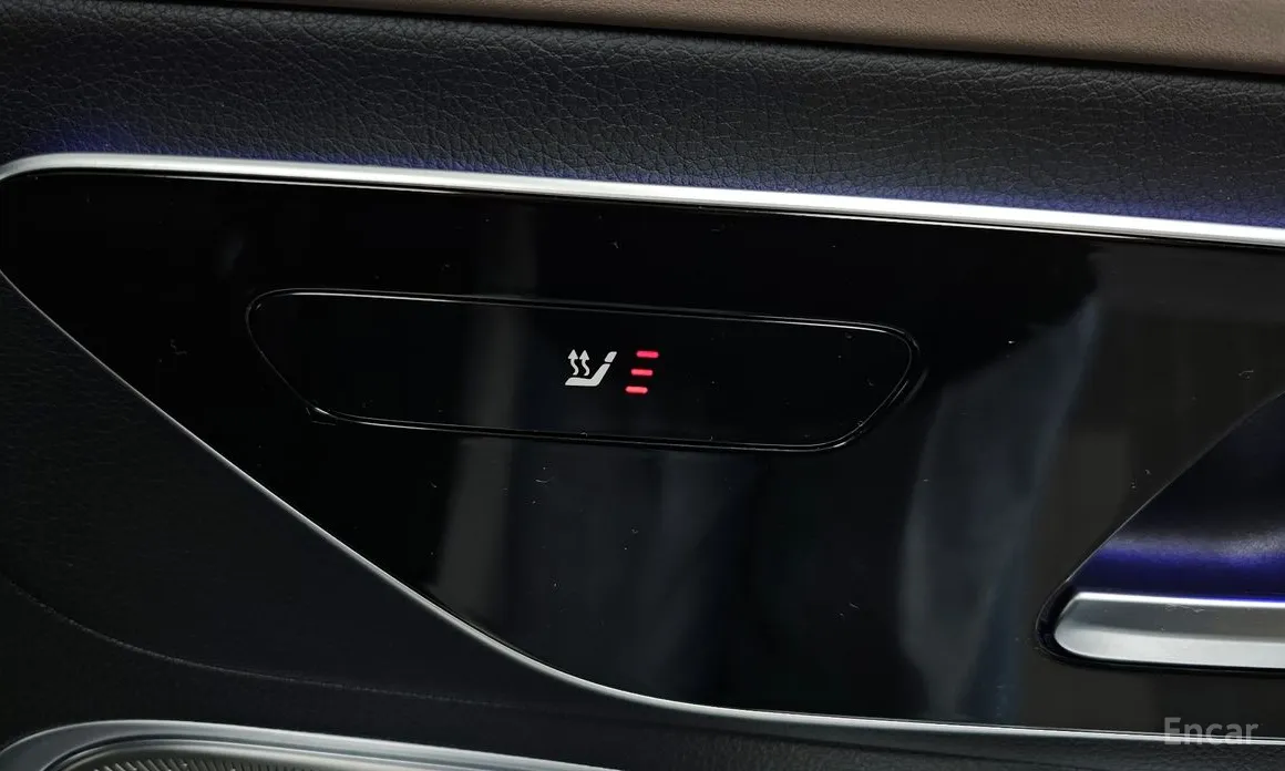 Фото 19 - Mercedes-Benz EQE