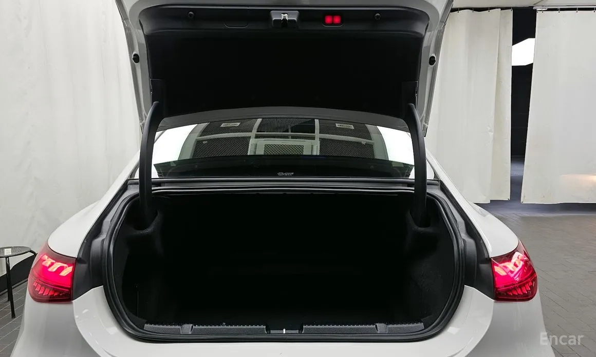 Фото 20 - Mercedes-Benz EQE