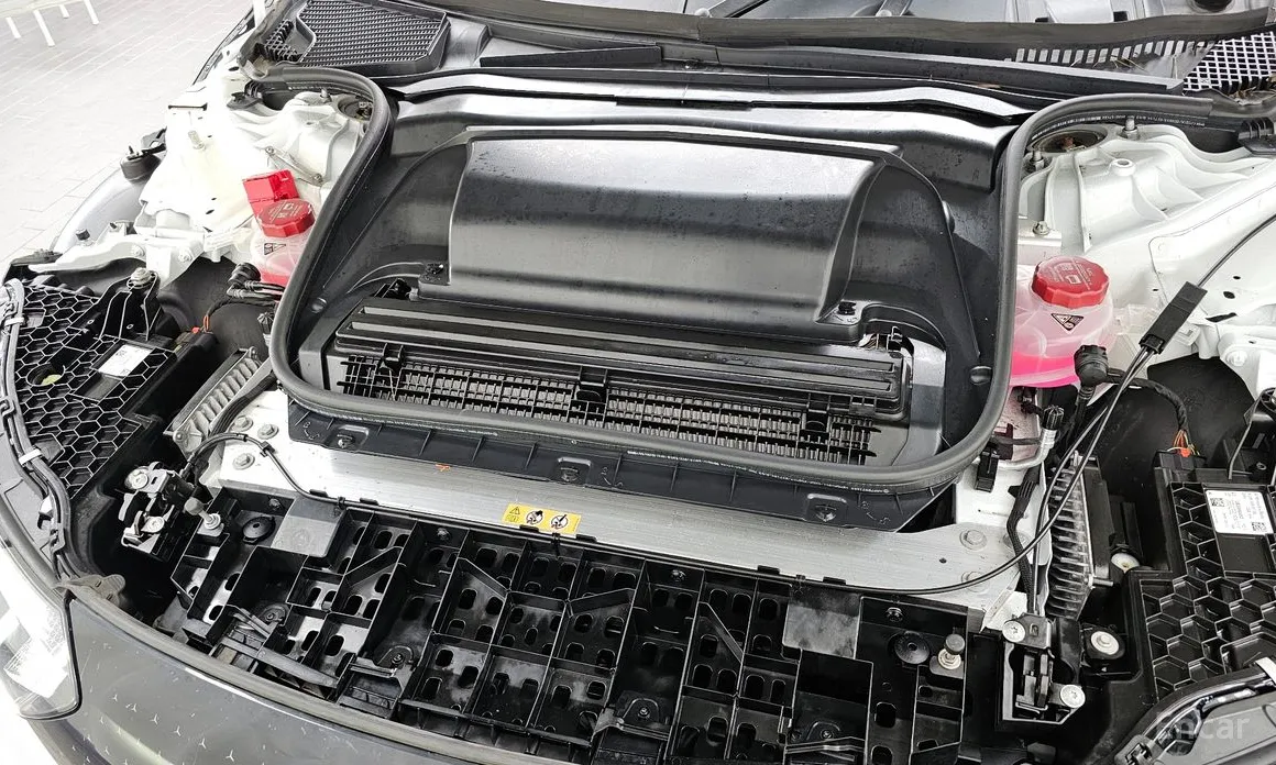 Фото 6 - Mercedes-Benz EQE