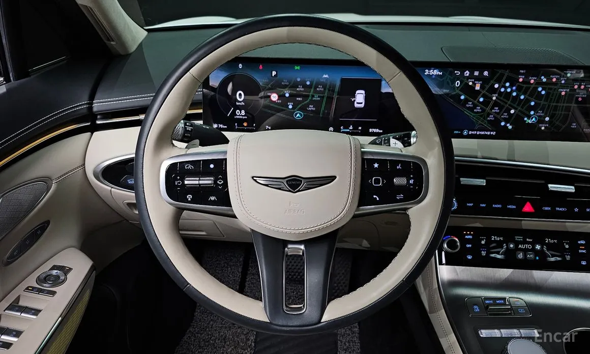 Photo 13 - Genesis GV70