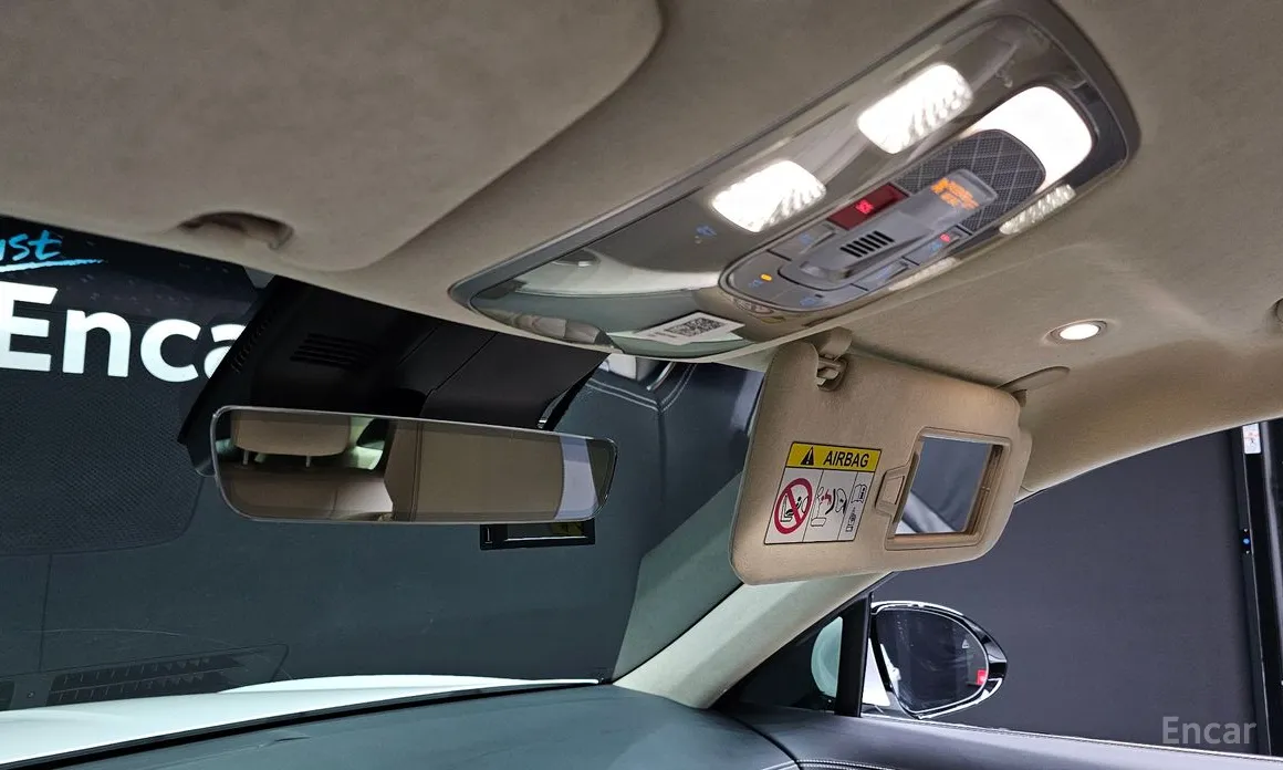 Photo 16 - Genesis GV70