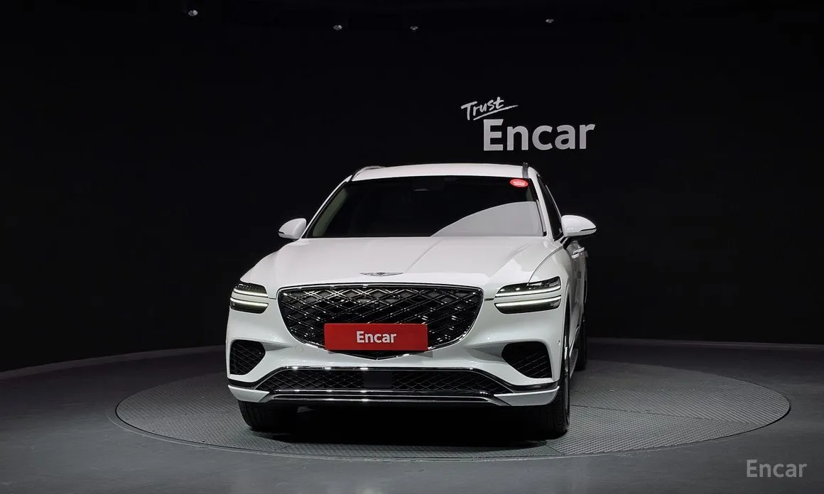 Photo 3 - Genesis GV70