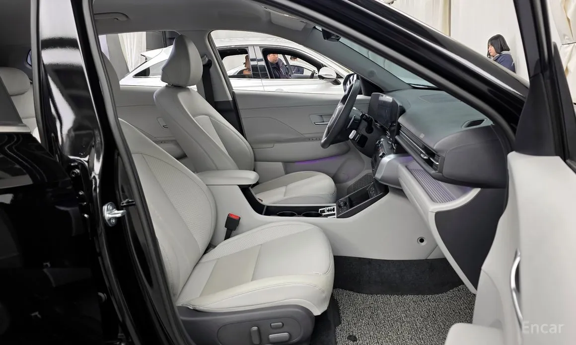 Фото 11 - Hyundai Kona