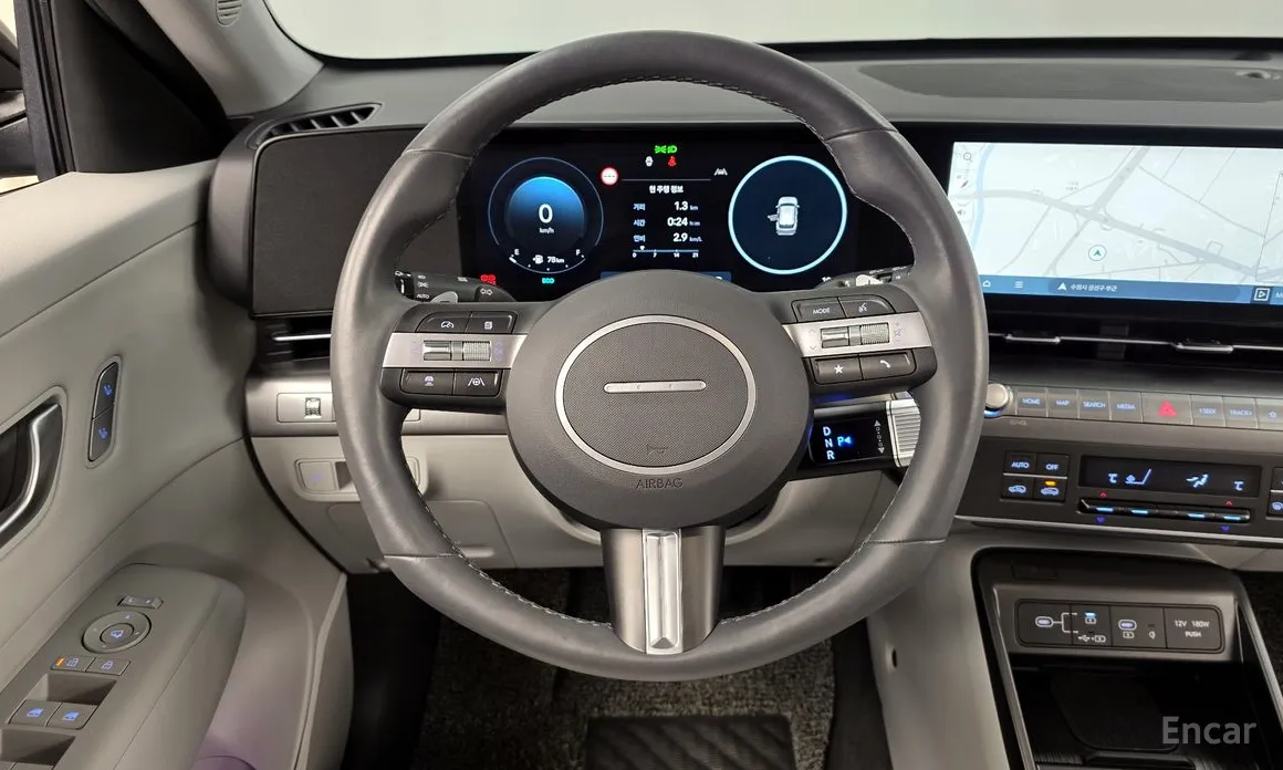 Фото 13 - Hyundai Kona