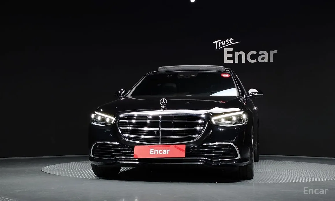 Фото 3 - Mercedes-Benz S-Class