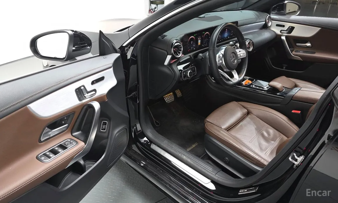 Фото 12 - Mercedes-Benz CLA-Class