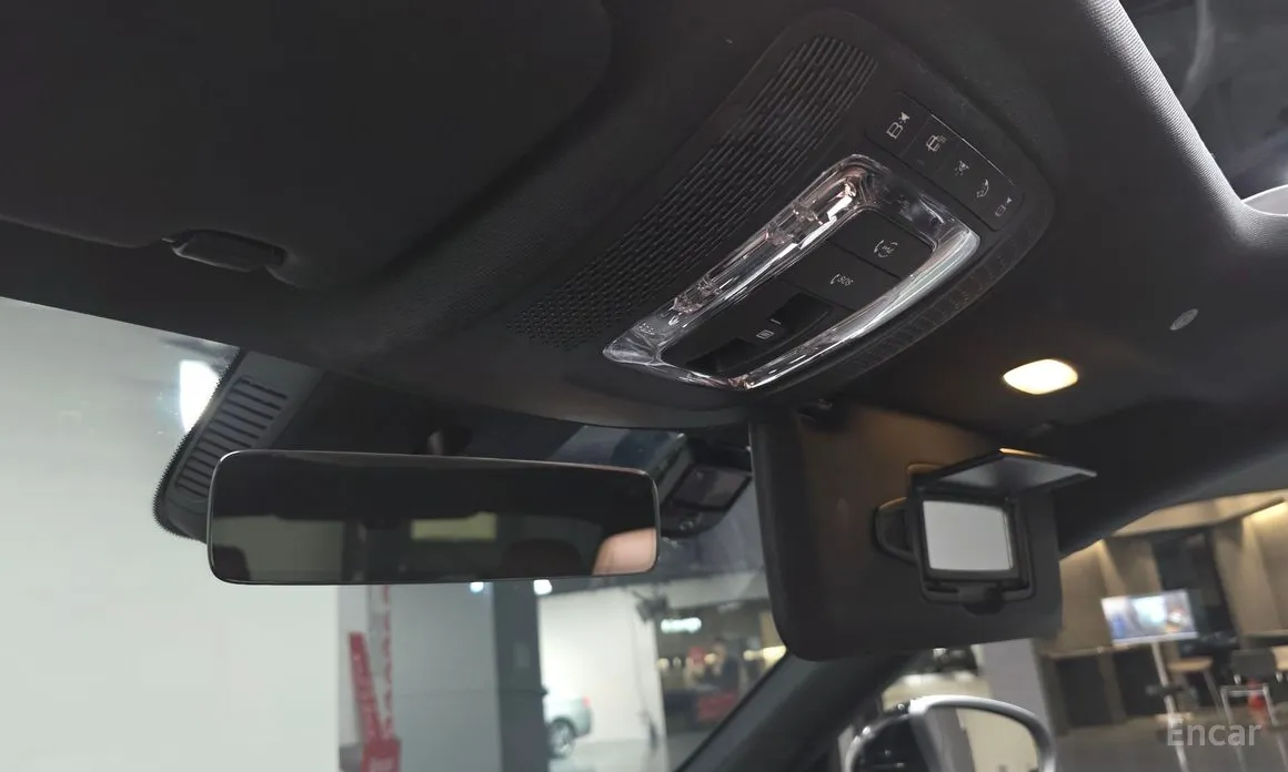 Фото 18 - Mercedes-Benz CLA-Class