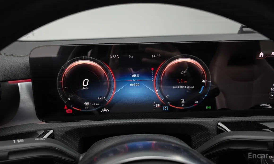 Фото 8 - Mercedes-Benz CLA-Class