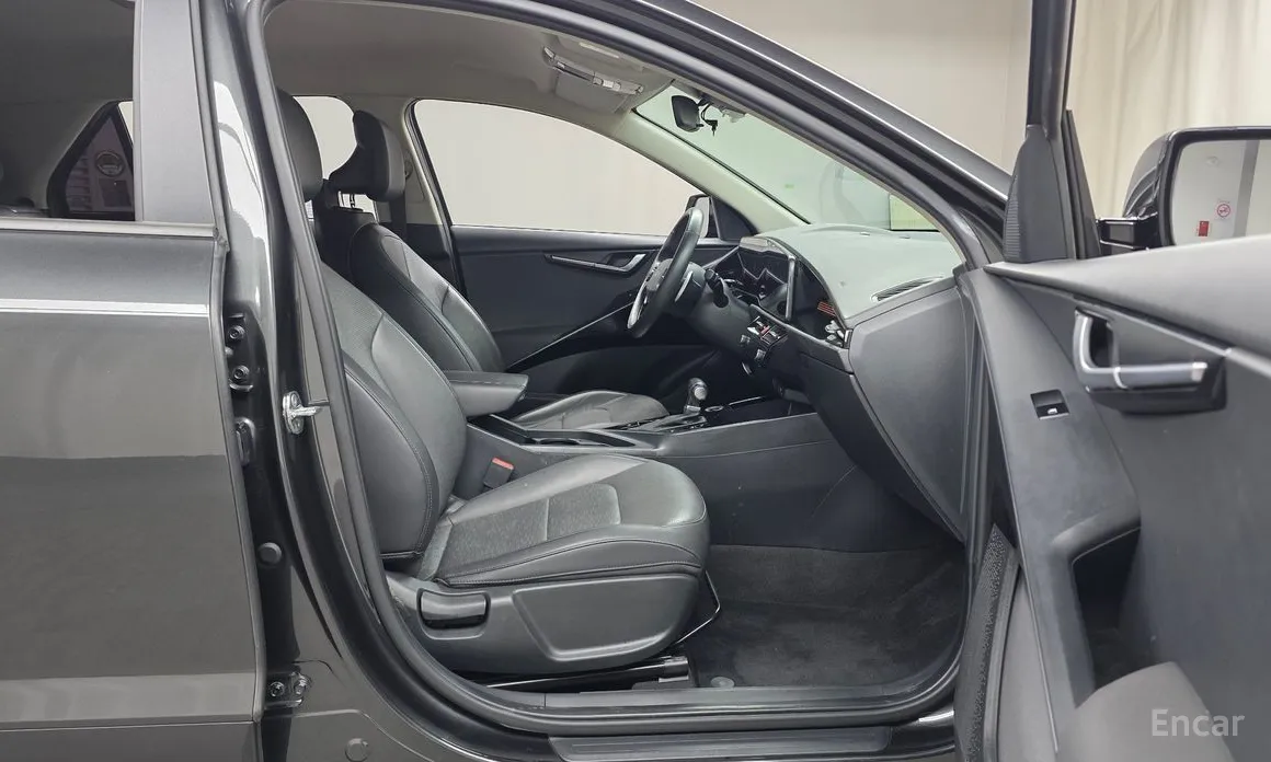 Фото 11 - Kia Niro