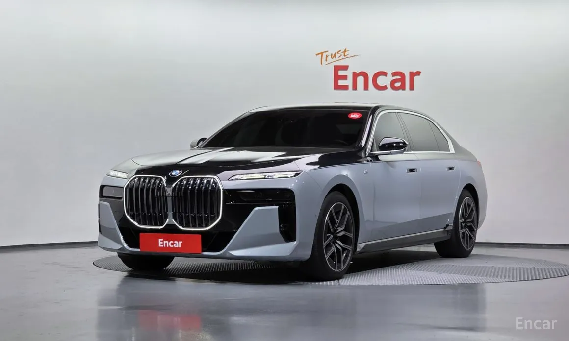 Фото 1 - BMW 7 Series