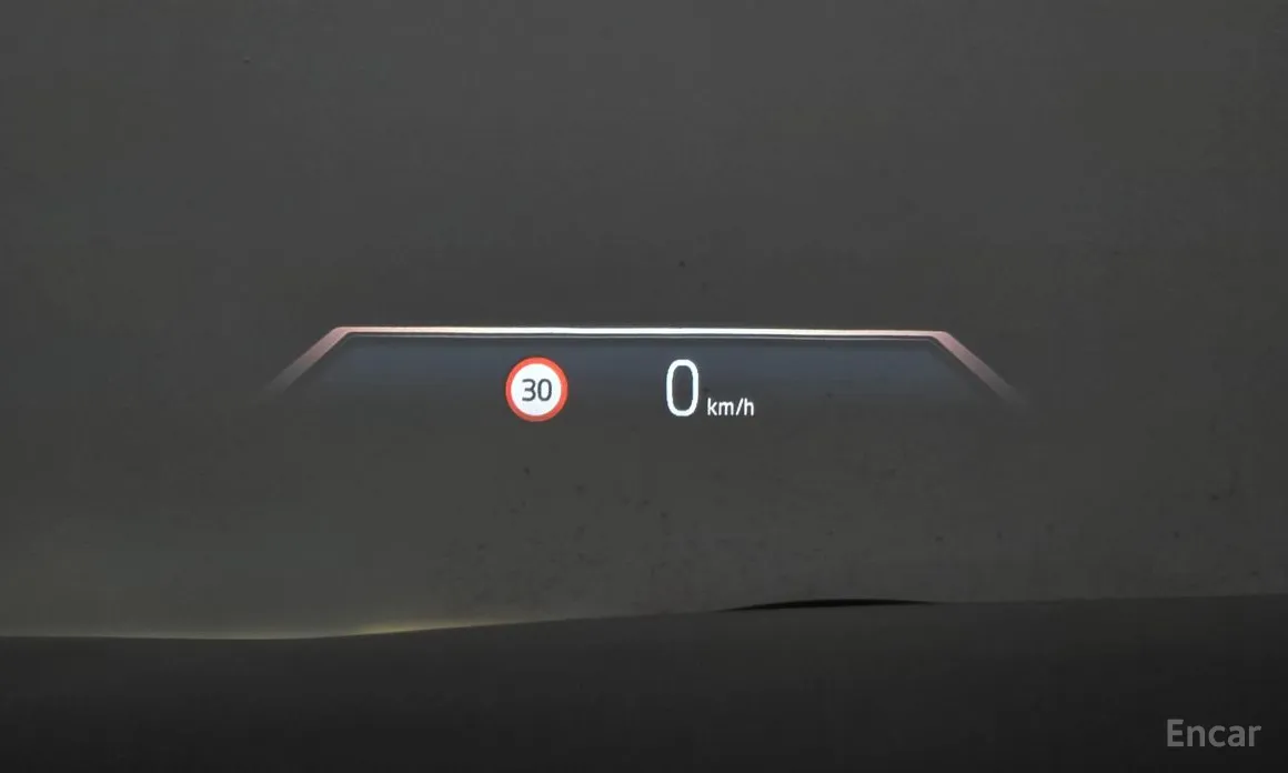 Фото 17 - BMW 7 Series