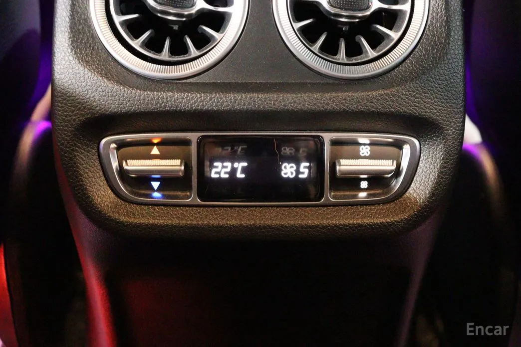 Фото 19 - Mercedes-Benz G-Class