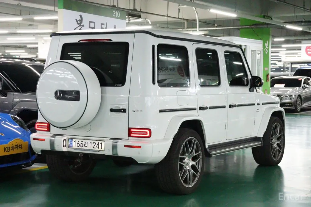 Фото 4 - Mercedes-Benz G-Class