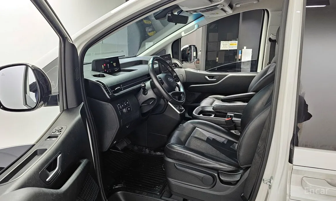 Фото 10 - Hyundai Staria